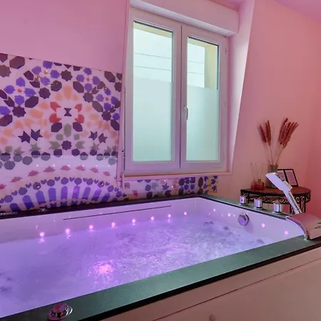 Desert De Ouarzazatte Paris Orly Apartament *